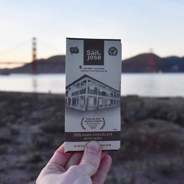 SumaqCo's tweet photo. It’s the weekend! Relax and enjoy a @chocolatesanjose 🍫 at a store near you in #sanfrancisco or #santacruz #california. See locations nearest you at https://t.co/swEAt8HsHY 🤳🏼 #chocolovers #chocolatebar #darkchocolate  #goldengatebridge #sanfran #weekendvibes https://t.co/eO9DMV1aeP