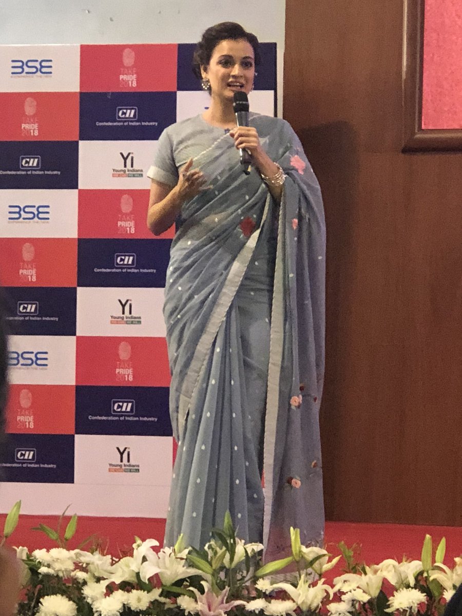YiTweets's tweet photo. Miss Asia Pacific, Social change maker, Environmentalist, and a lovely actor @deespeak #TakePride2018 #BeMaximum https://t.co/BKJm8NJW2G