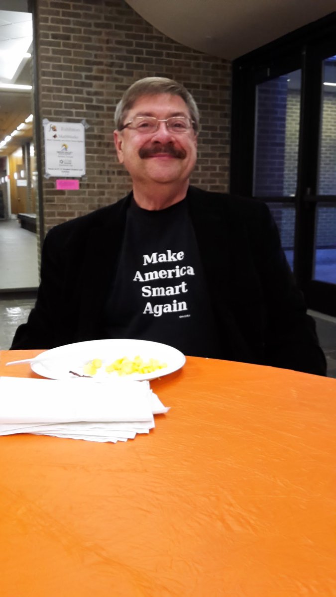 deea_tweet's tweet photo. Such a great start at #ISEC18! A discussion on how to use technology kits in STEM at my table during breakfast @littleBits https://t.co/J2wrgRzlBi