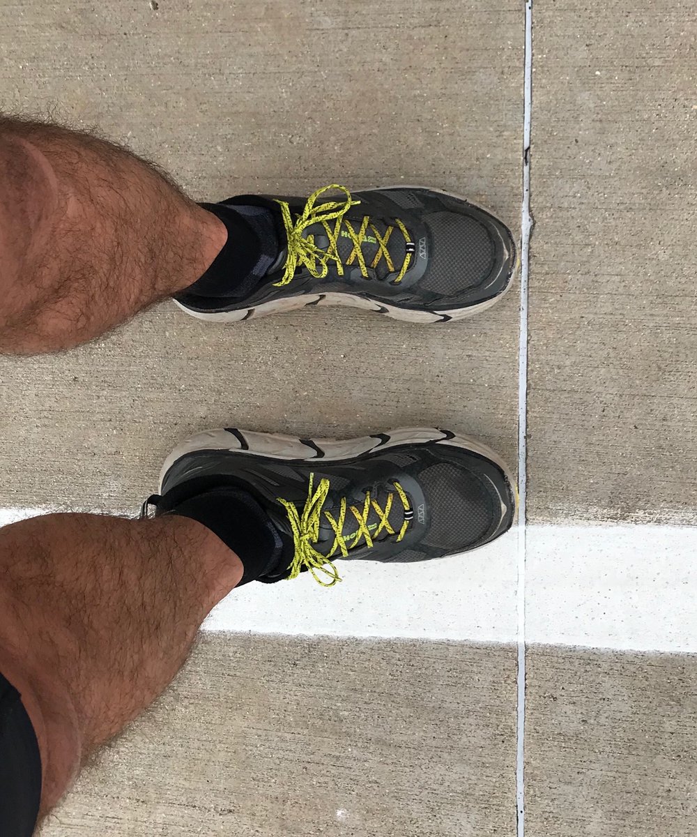 CottleA's tweet image. These are not my cycling shoes?? Oh boy! #braindead #clipless #trainerride #cycling