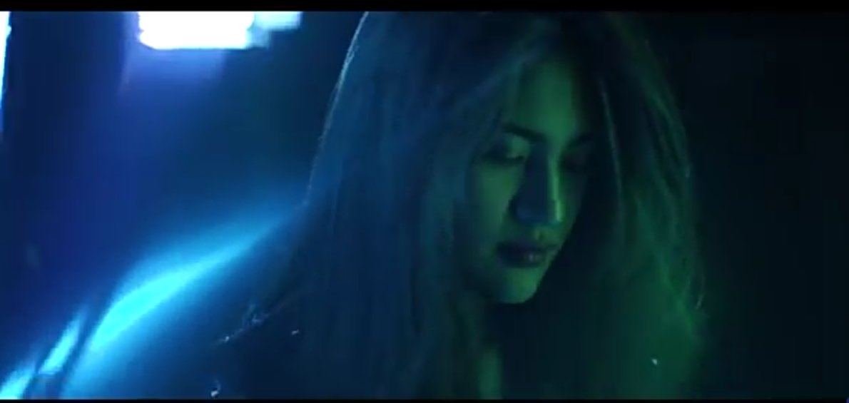 Ms_BeanStalk's tweet photo. #NothingLeftMVversion2 
@MyJaps https://t.co/AHI9nRvfJq