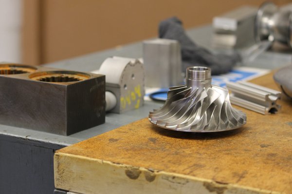 GCCAdmissions's tweet photo. Our engineering students are doing incredible things! Rachel Smith interviewed a Senior Design Team working on an airplane. That's right, an airplane! Read about it here: https://t.co/HGt3lZ1p88 https://t.co/G2UZuM0u56