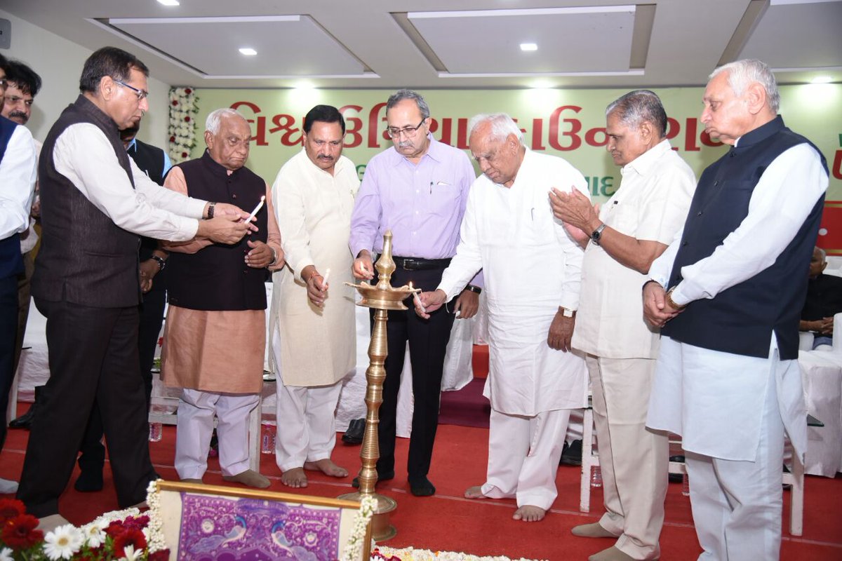 saurabhpatelguj's tweet photo. Attended the occasion of the best Congregation Ceremony at Surat.
Organized by the Vishv UMIYA Foundation (વિશ્વ ઉમિયાધામ) https://t.co/TfOQov2srx