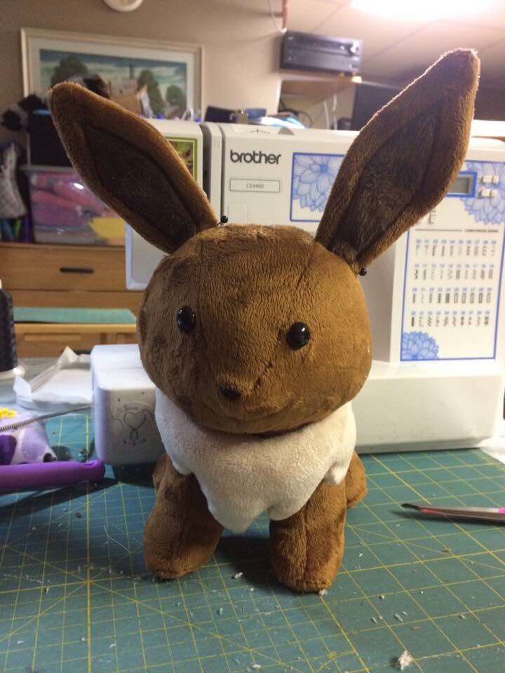 emberfallplush's tweet image. Just needs handsewing :3 #eevee #eeveeplush #eeveeplushie #pokedoll #pokemon #pokémon #pokeplush #pokemonplush #pokemonplushie #pokemonplushies #plushies #finishedplushies #emberfall