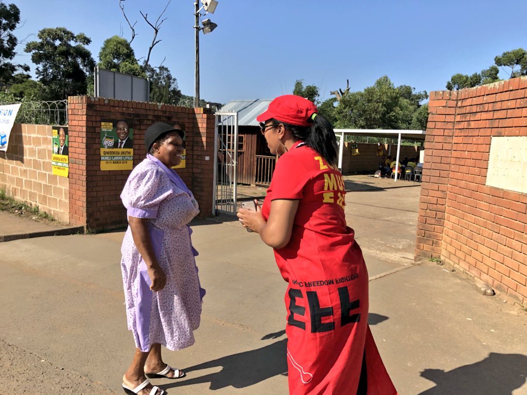 EFFSouthAfrica's tweet photo. EFF DSG @hlengiwe44maxon in Durban. Let’s all #RegisterToVoteEFF https://t.co/n1js8CAqCL