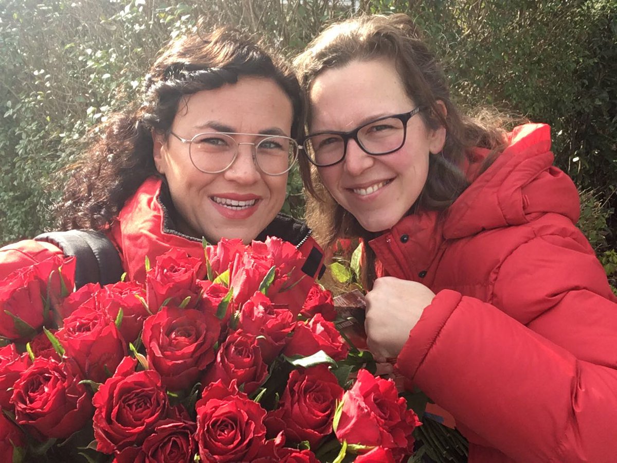 jjkrooneman's tweet photo. Mooie gesprekken gehad met inwoners van Oog en Al. Veel mensen twijfelen nog. Stel 21 maart PvdA voor een ongedeelde stad #Utrecht #GR2018 https://t.co/p2aM1yj7tC