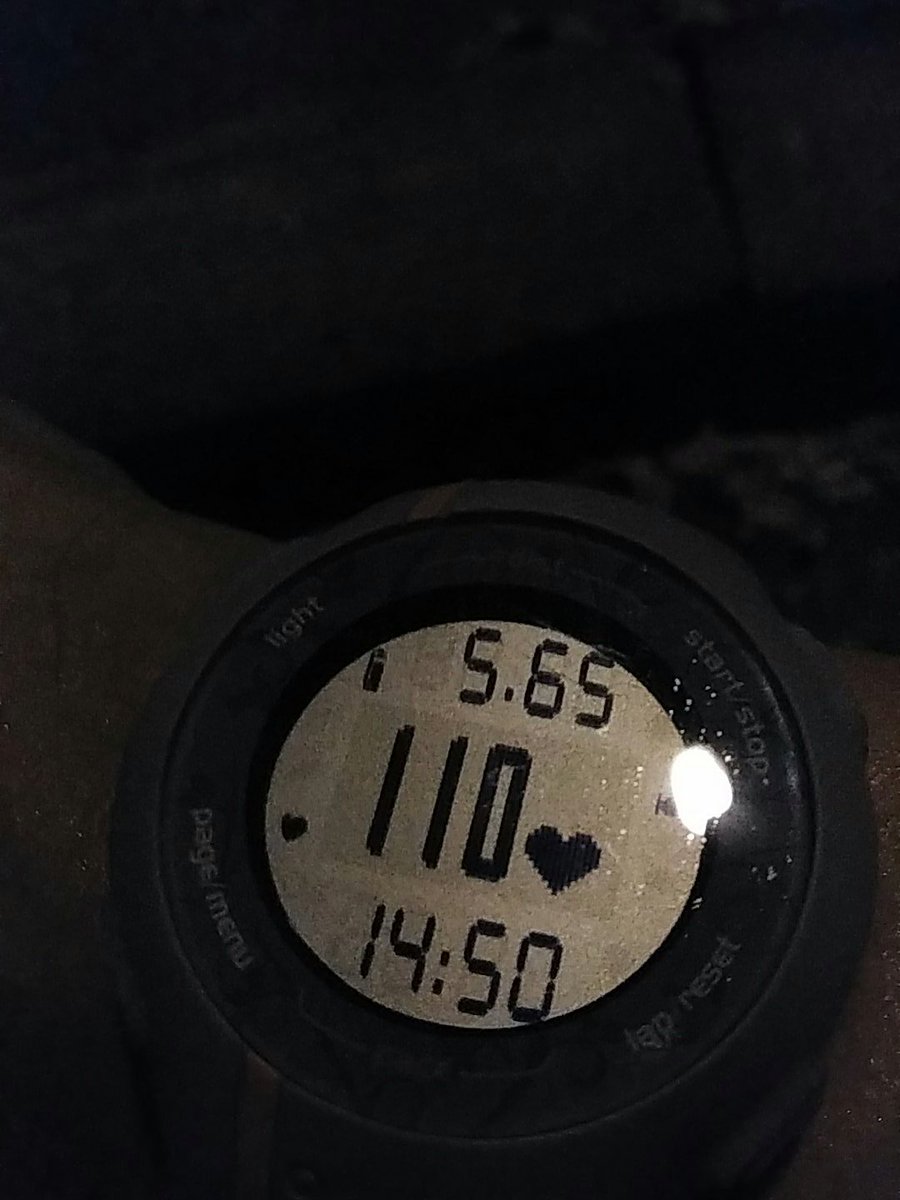 HS0NNU's tweet photo. ไม่รู้ว่าใครหรอกดาวกันแน่ Running. Traveled distance: 6.01 km, time: 1h 05m 48s. Burned calories (Kcal): 825. Pace: 10:57 min./km.

MyRunningApp https://t.co/3uf0SR9Mav