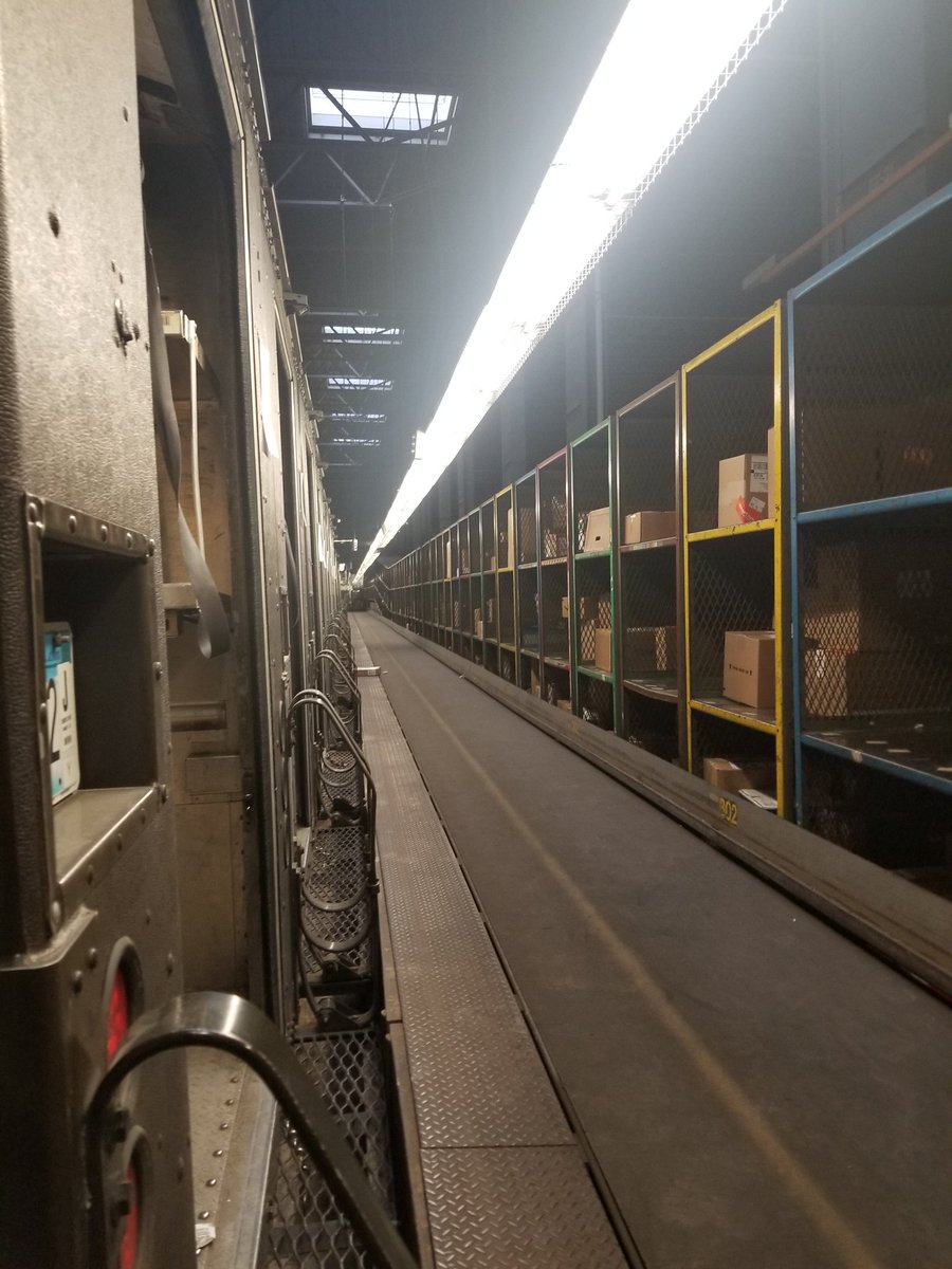 AugeBrett's tweet photo. Saturday Drivers in St Paul are wrapped and ready to hit the street early... WELL done my Saturday Peeps.. https://t.co/y1utl3Hp3m