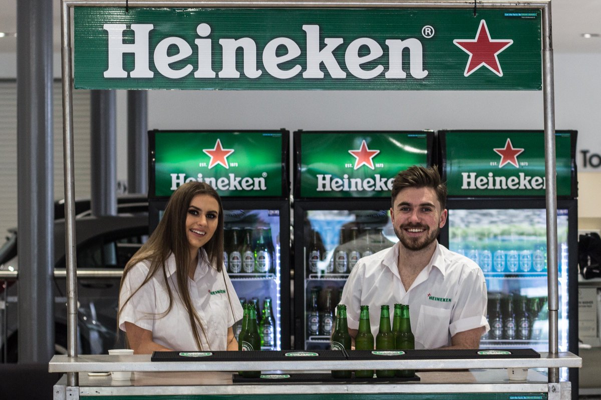 LFinancenetwork's tweet photo. Another great pre-match event at @MSL_Ballsbridge with thanks to @Heineken rugby club 

#LFN https://t.co/qMePkdgm9a