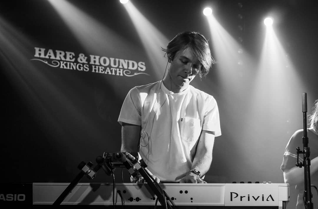 BrumRadioAlist's tweet photo. It's the debut play of @hungermoonmusic's new single playing right now on @brumradio's #AList here in Birmingham! #Supportlocal #NewMusic #OHFRIEND https://t.co/pwiV2oun49