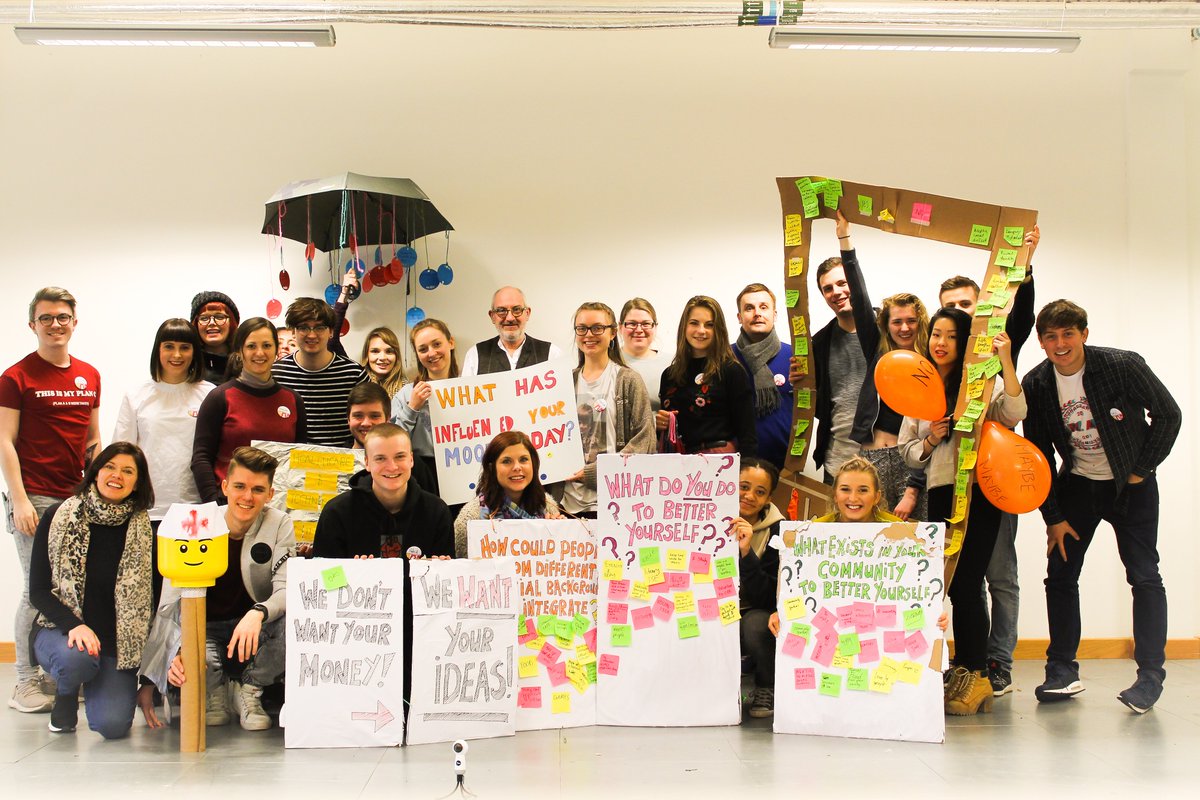 GSJDundee's tweet photo. 2018 Dundee Jammers and their awesome user-centric research. They went out in the poring rain with cardboard probes and post its and never complained once #GSJam #GSJDundee https://t.co/rgBoPcUZYD