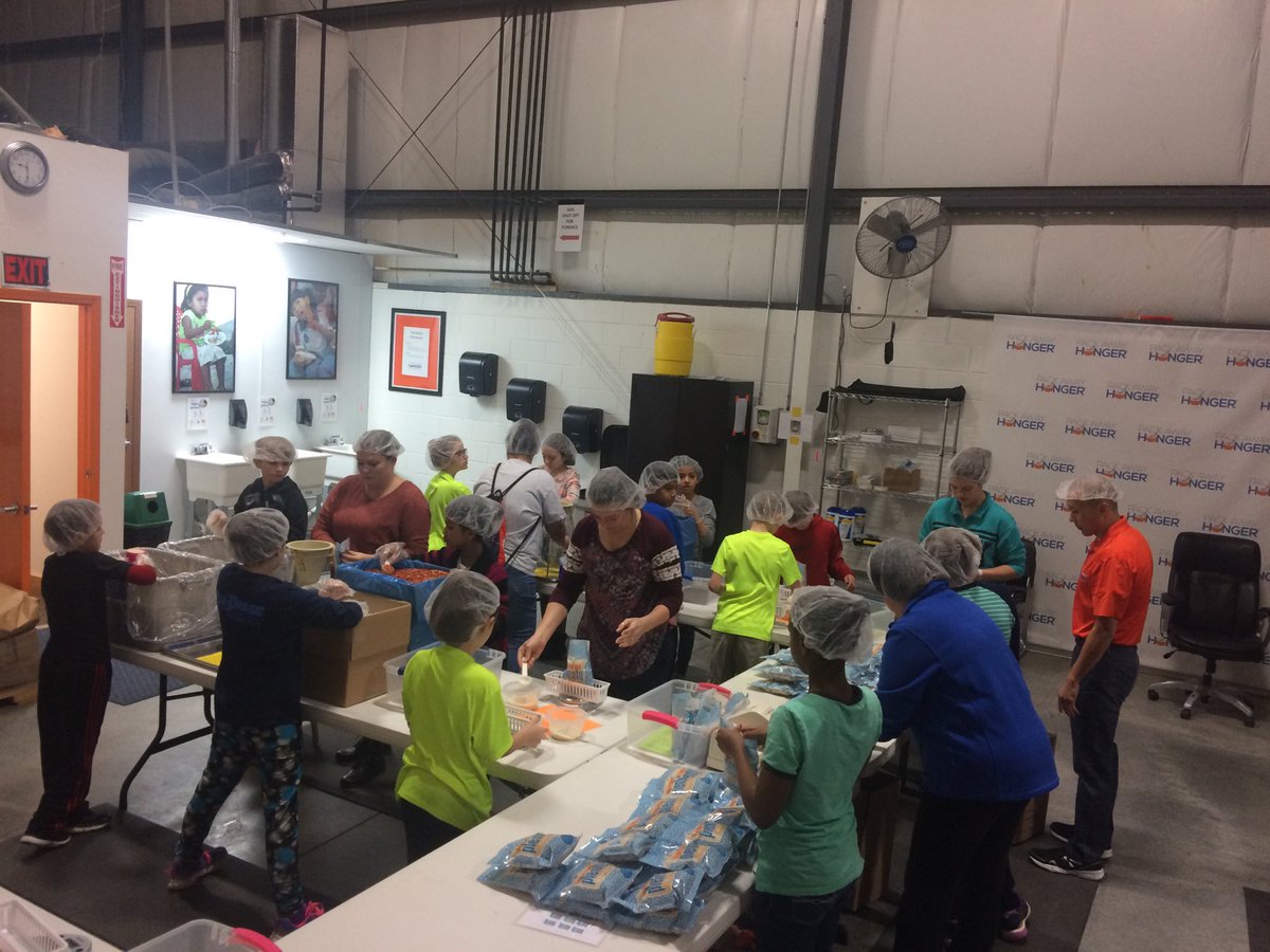 drohl's tweet photo. #TakethatHunger
GV Eagles
#EaglePride https://t.co/BebOHlnlGG