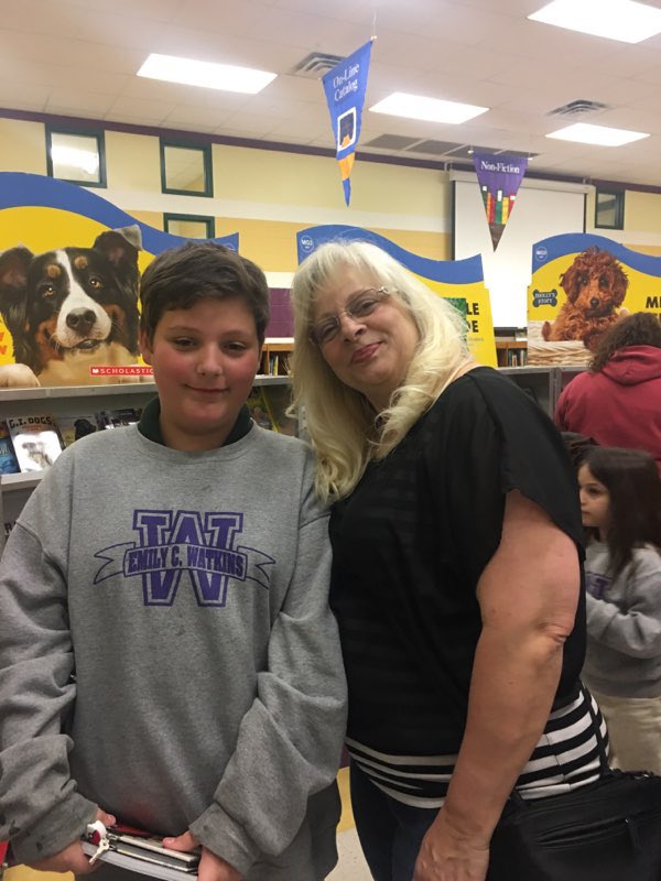 ECWPRIDE's tweet image. Our family, friends, and students loved our Book Fair! 📖#GrandparentsRock