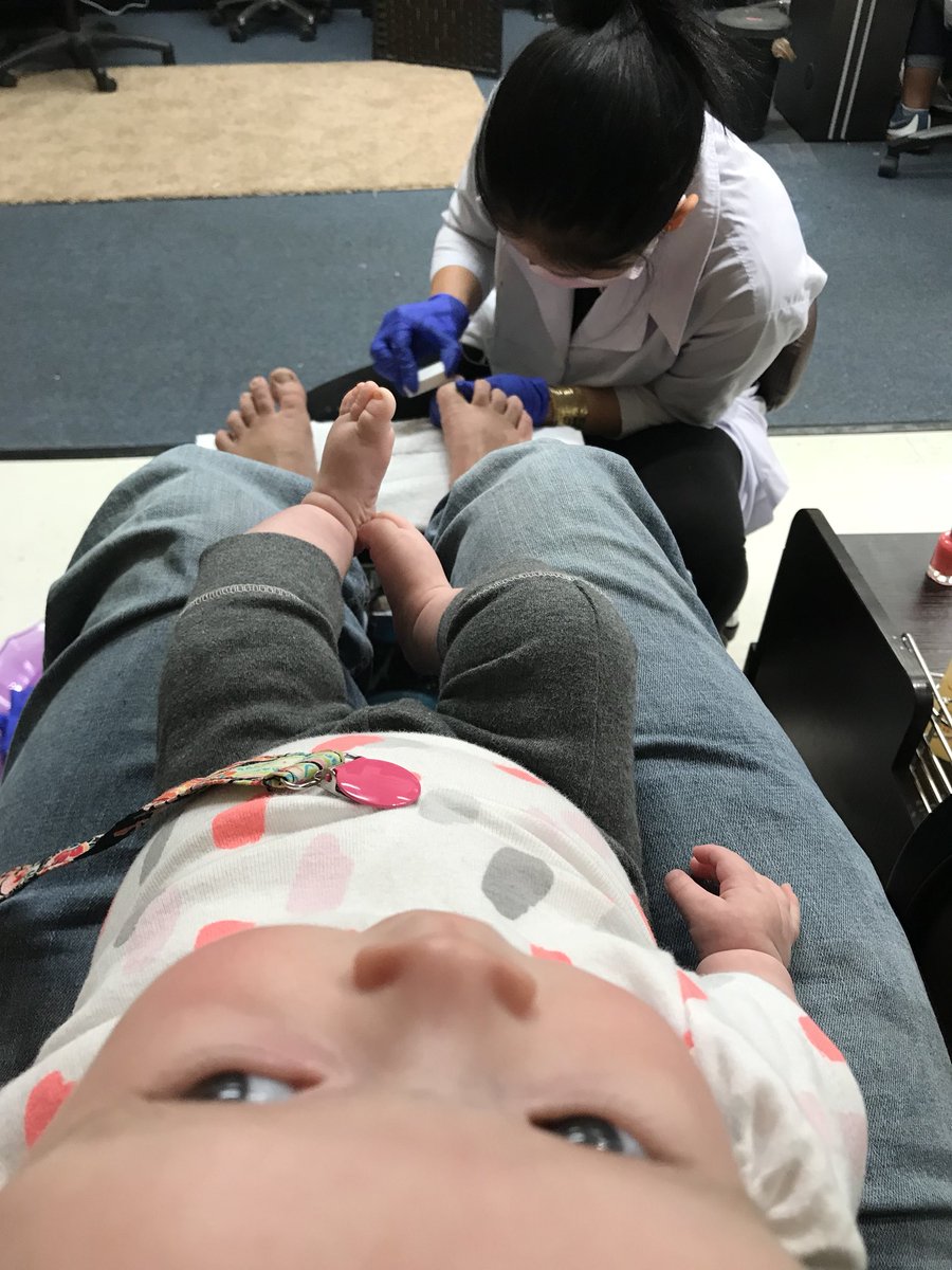 Meizmacdaddy's tweet photo. The definition of a daddy’s girl has never been clearer to me 😂 #monstersneedpamperingtoo #raisingherright #dollbaby https://t.co/GomJXvGwTS
