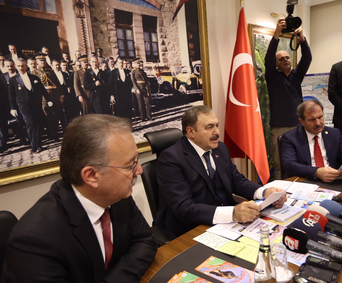 VeyselEroglu's tweet photo. Edirne Valilik ziyaretimizde 20 milyon lira maliyetli 11 yatırım müjdesi açıkladık. https://t.co/BBqTankPAL