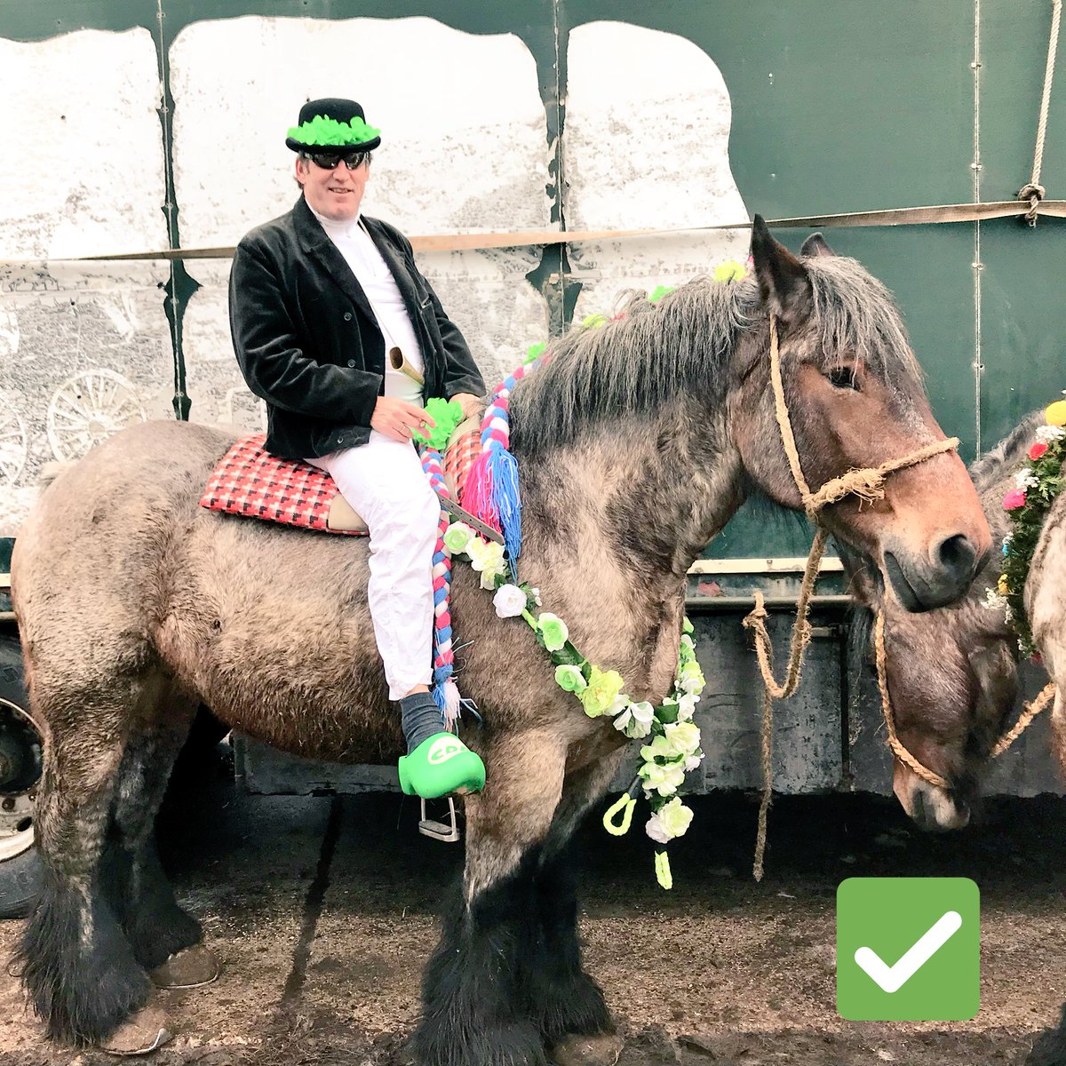 #bolhoed  ✅                              #zeeuws #trekpaard ✅              #klompen ✅                              #sigaar  ✅                                      #witte broek ✅   Olivier Verwest is dr klaar voor #strao #Scharendijke <a href="/gemeentesd/">Gemeente Schouwen-Duiveland</a> #traditie