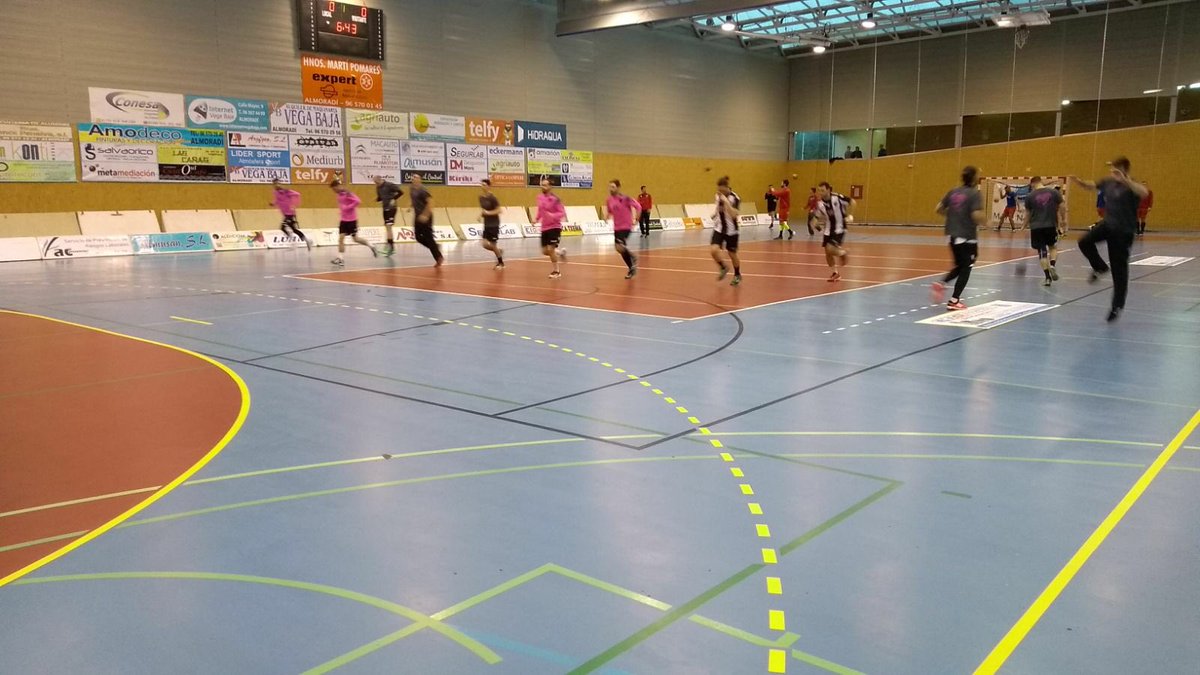 balonmanomarni's tweet photo. 🤾🏻‍♂️ 1 Nacional
🏆 Jornada 23 Grupo E
⏱ Final del partido con empate para los chicos de @perdicom 
📊 @handbolalmoradi 25
      @LUDbmmarni 25
🎙️ #marniforça #ludbmm #somosunequipo 🔵🐸🔴 https://t.co/kzxY9rcE9B