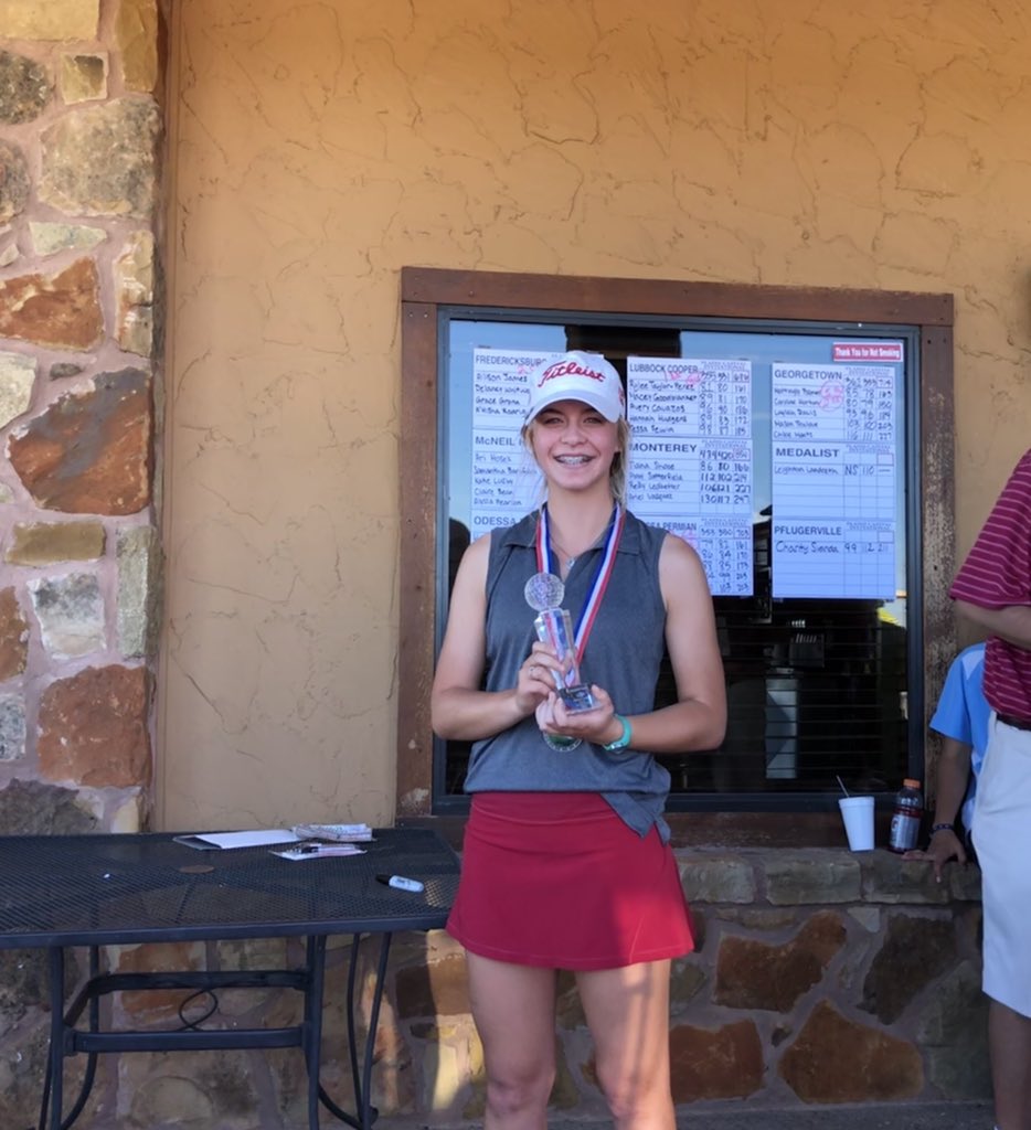 _CarlONeill's tweet photo. Allison James led the team with 1st medalist, and A’hisha Rodriguez with PB shooting an 84. Overall the girls placed 2nd in the tournament. https://t.co/zsFQQ6hcmg