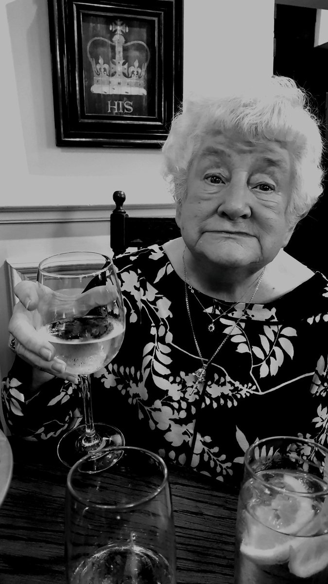 Johnny Vegas tweet media