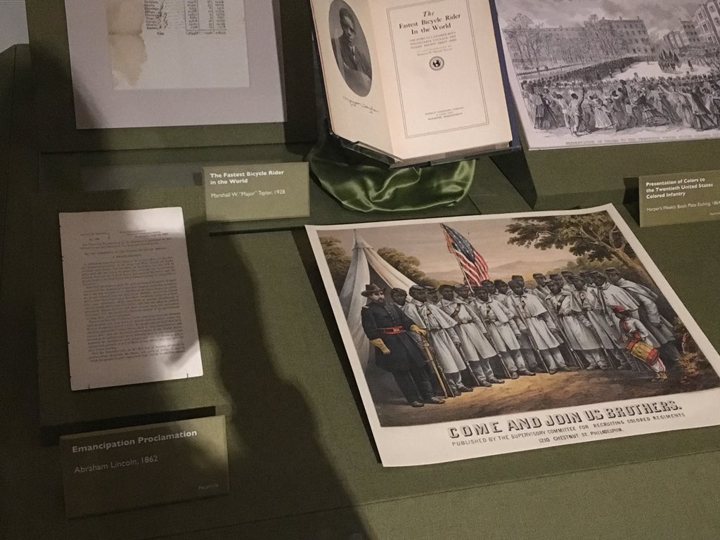sallycampbell24's tweet photo. Touring the Kinsey Collection at Epcot taught me that we all have the power to be courageous leaders and “masters” as well as help others to find their purpose 🌍 #ddaDisney #DDAgreen #SMC42 https://t.co/gxrgVgjJXd