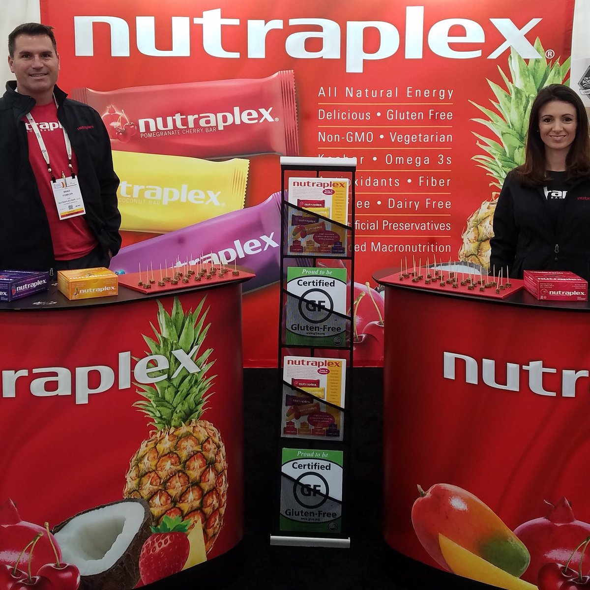 Nutraplex's tweet photo. Last day of #ExpoWest in the Hot Products Pavilion. Come get your samples in booth N2109. #NorthHalls #Anaheim #Energy #NonGMO #healthyeating #onthego #nutrition #nutraplex @NatProdExpo @newhopenetwork https://t.co/NvYJOucYfz