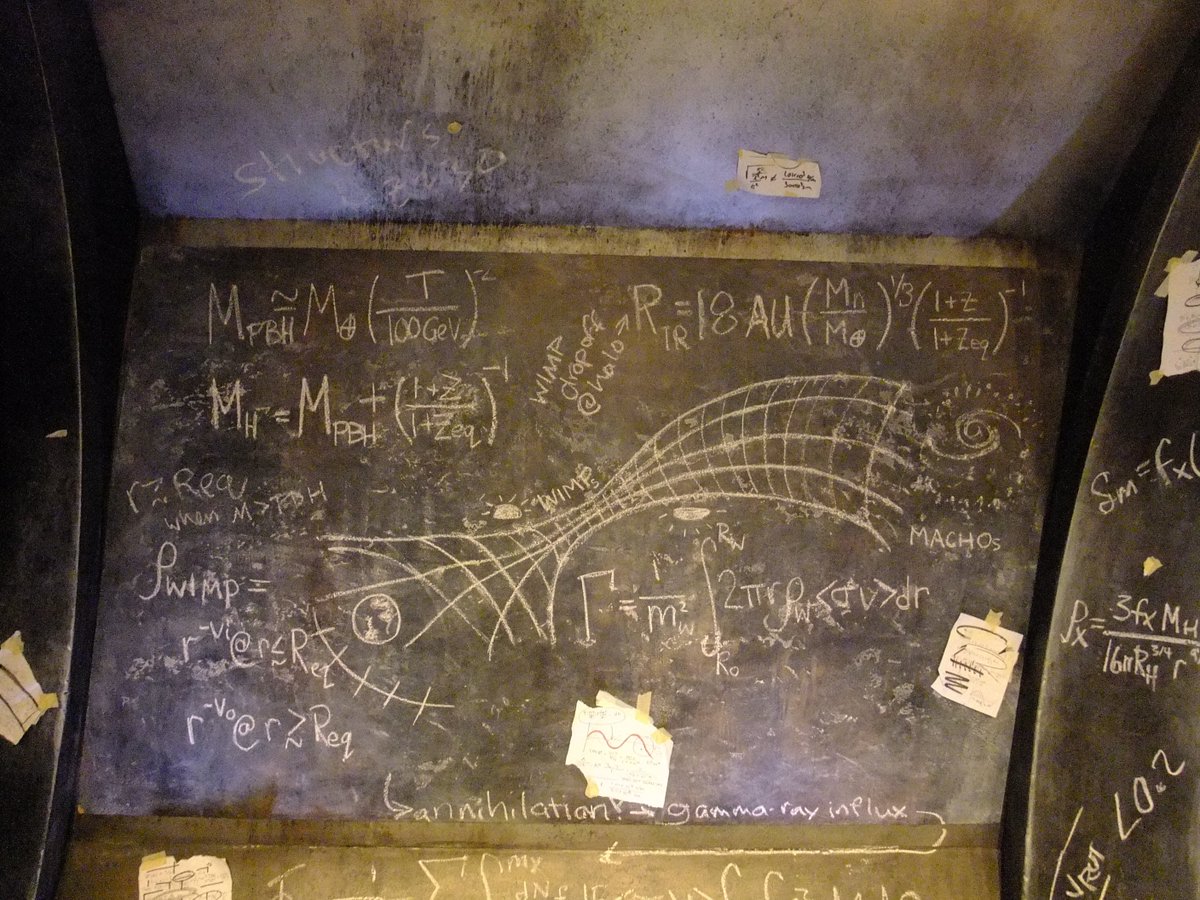 This is my fav board in all of Destiny. It was located right on the edge of the set, next to the "and to infinity!" greenscreen run by VFX sup  @marksavela. It references my first research project as a wee proto-physicist.  #StargateAlive
