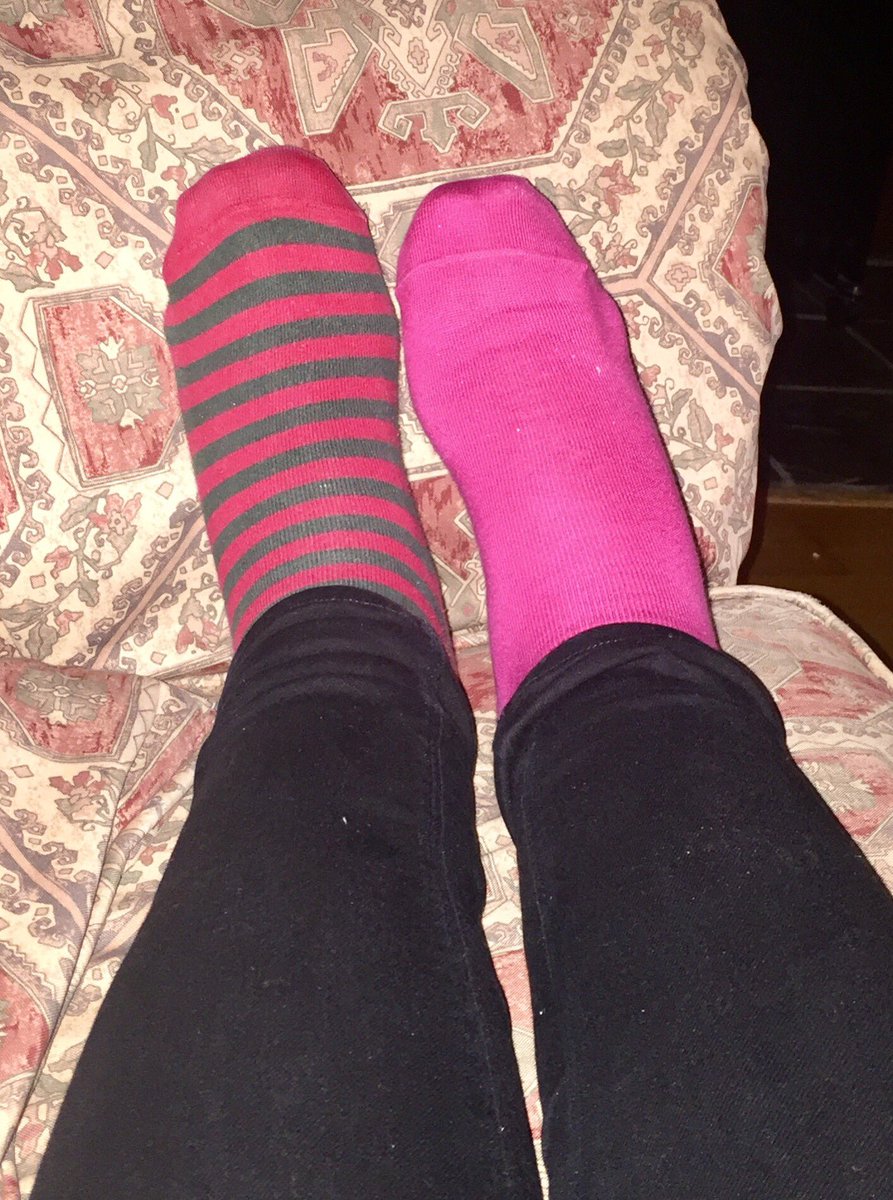 NinxWear's tweet image. It’s #LymphoedemaAwareness week. Wear odd socks and show your support #lymphsupport @lymphsupport @Lymphwhatoedema @BritishLymph  @LymphaticNet #lymphedema