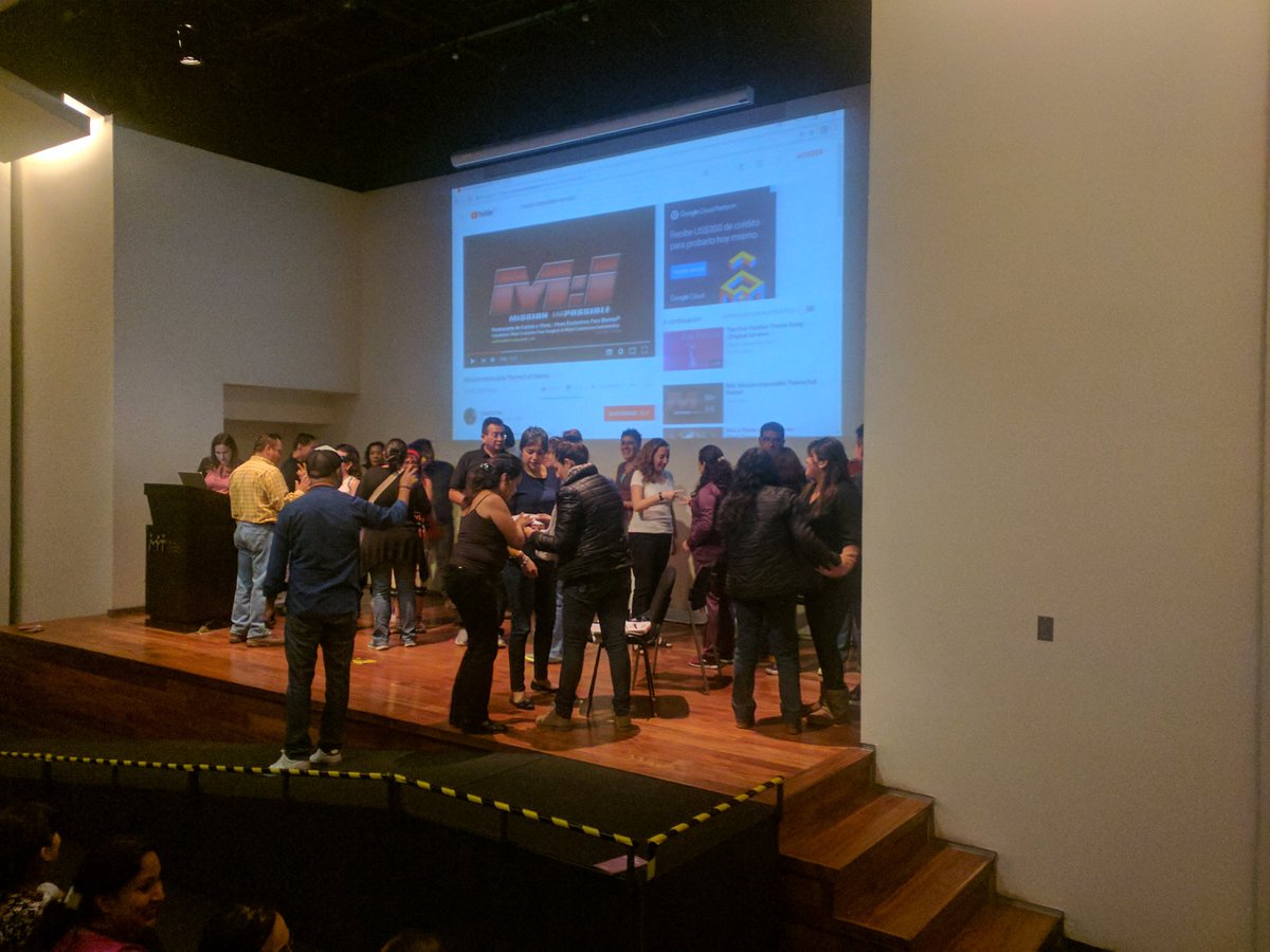 Resilienciamx's tweet photo. Dinámica y práctica la segunda sesión de nuestro curso de "Inteligencia emocional en la resolución de conflictos" hoy en el @MuseoMyT Los esperamos el próximo sábado. @generacambios #resiliencia #GeneraCambios https://t.co/C9Qw89NQYZ