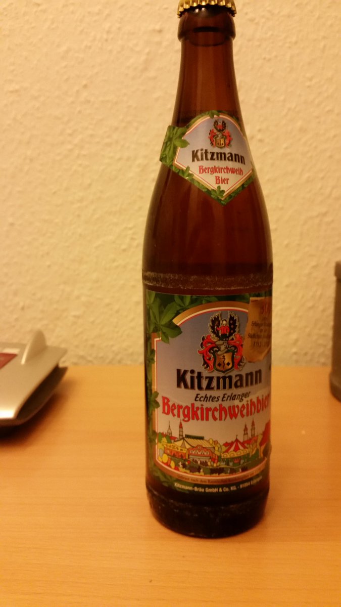 rotenacht's tweet photo. Woran man als Erlanger merkt das es wieder aufwärts geht. #Erlangen #bergkirchweih #berch #kitzmann https://t.co/3ayY91lJwY