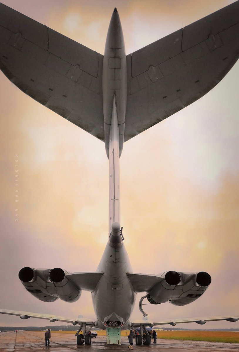 Another one from today - The tail on the VC-10 is HUGE. #vc10 #dunsfold #za150 <a href="/BrooklandsMuseu/">Brooklands Museum</a> <a href="/ZA150news/">ZA150 news group</a>