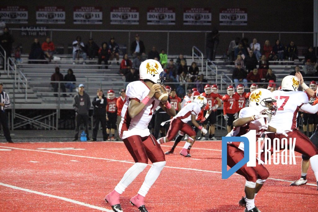 RaequanBeal's tweet photo. #12hourgrind🏈💯 https://t.co/8p52UvVbTf