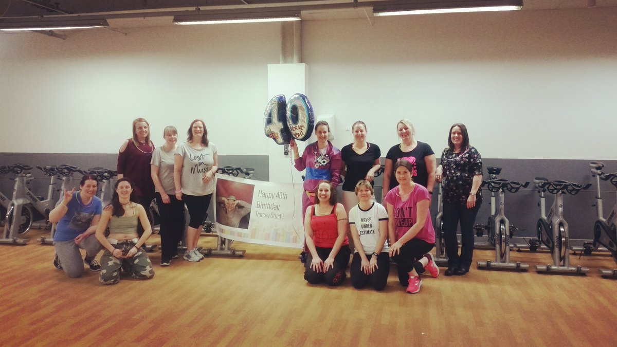 Took it way back to the #90s today for Traceys #40thbirthday in #Essex. <a href="/CheerleadingCo/">Cheerleading Company</a> #danceparties #spicegirls #BackstreetBoys #steps
