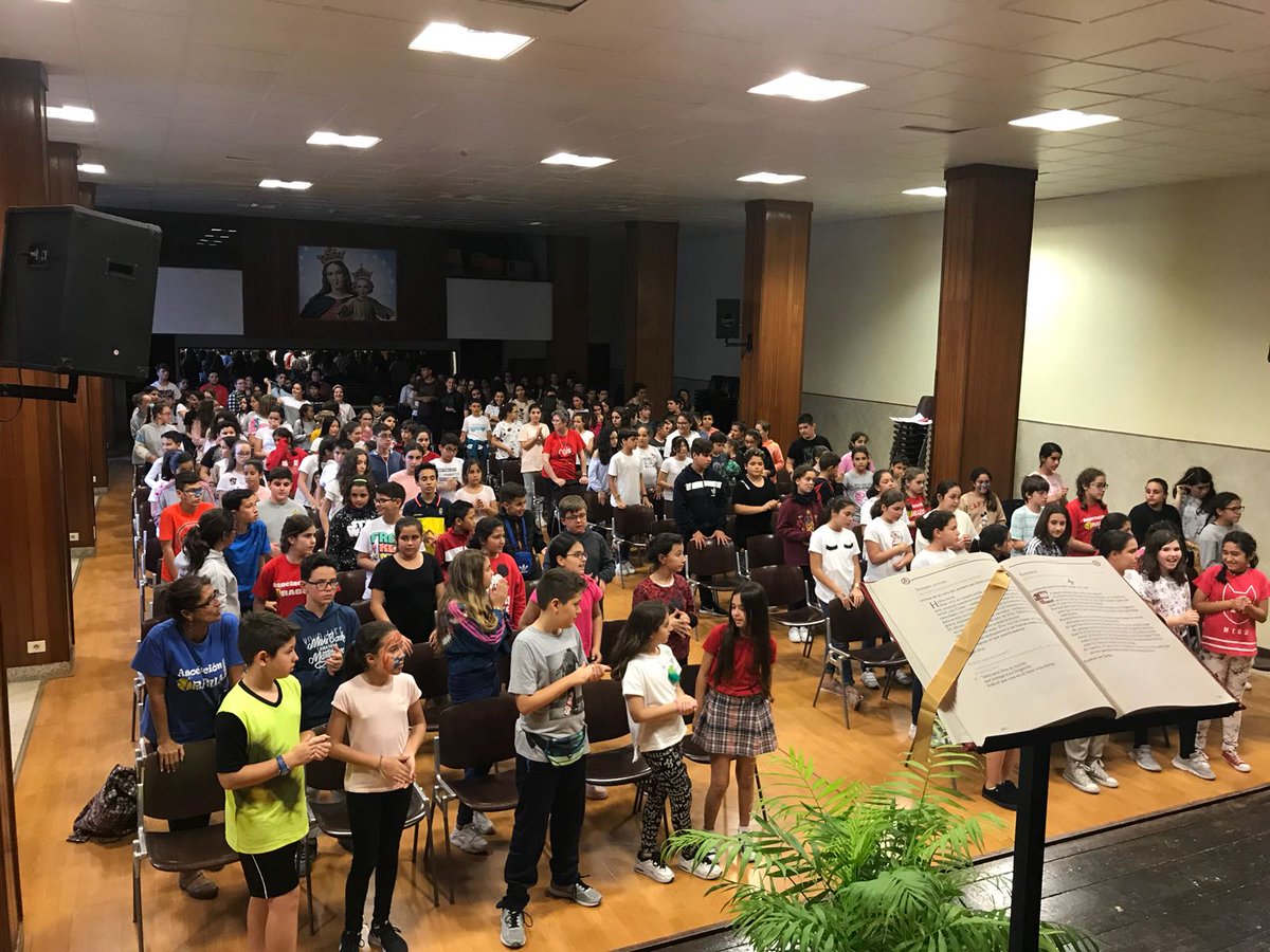 SalesianasEs's tweet photo. Con un corazón así de grande nos volvemos a casa, llenos de un día espectacular. GRACIAS A TODOS! https://t.co/nCVjxMWRfp