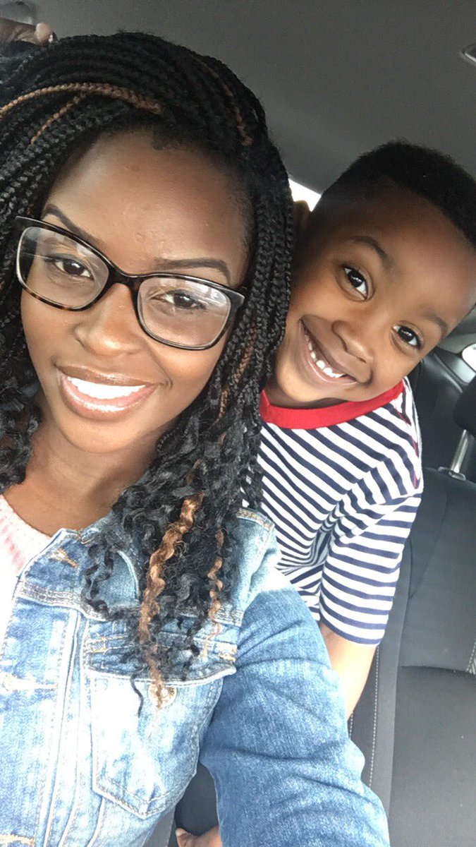 iAm_TeMarie_'s tweet photo. If I don’t do nothing else , I make some beautiful children 👶🏾💙! https://t.co/kqND2SQzvj