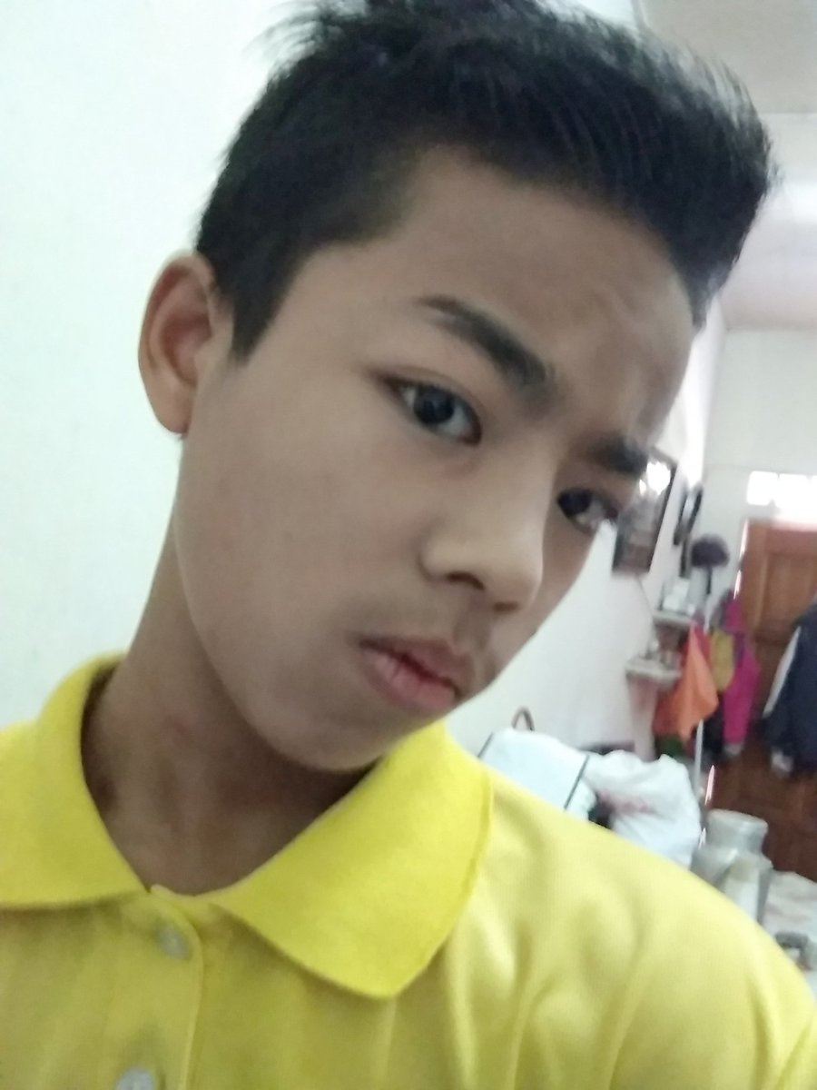 Rahman69449255's tweet photo. Hi semua bosan lah kalau sapa bosan whassap lah saya nk ni phone takkk 01116989727......kalau bosan whassap lah https://t.co/j6bu4U3Lb7
