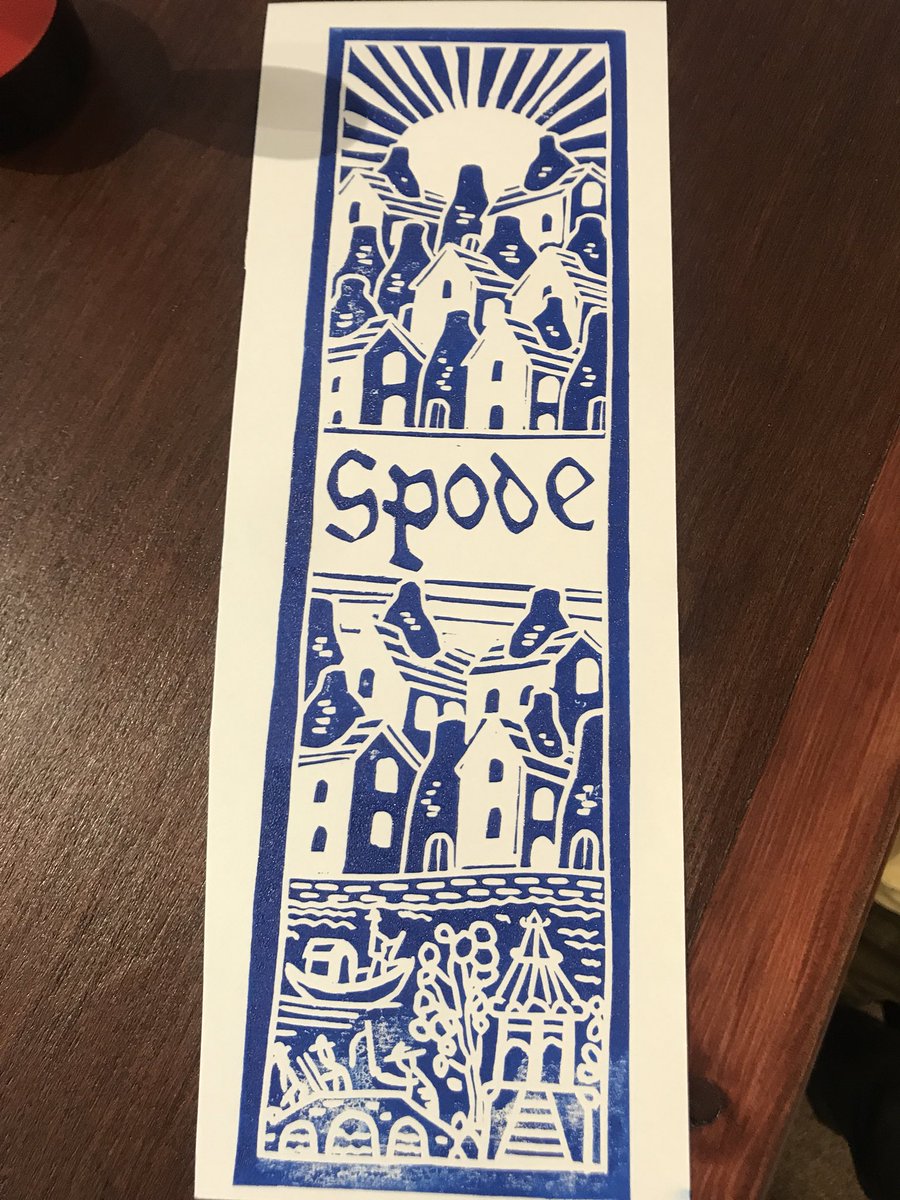 EmmaMayBailey's tweet photo. Lino printing with @shawsteve5 at @SpodeWorks open day today,
A small collection of my ceramics are also available to buy here 😍
@VisitStoke #stoke #staffs #heritage
#poppydesign #poppies #bottlekiln #britishheritage https://t.co/tfEp4Axm02