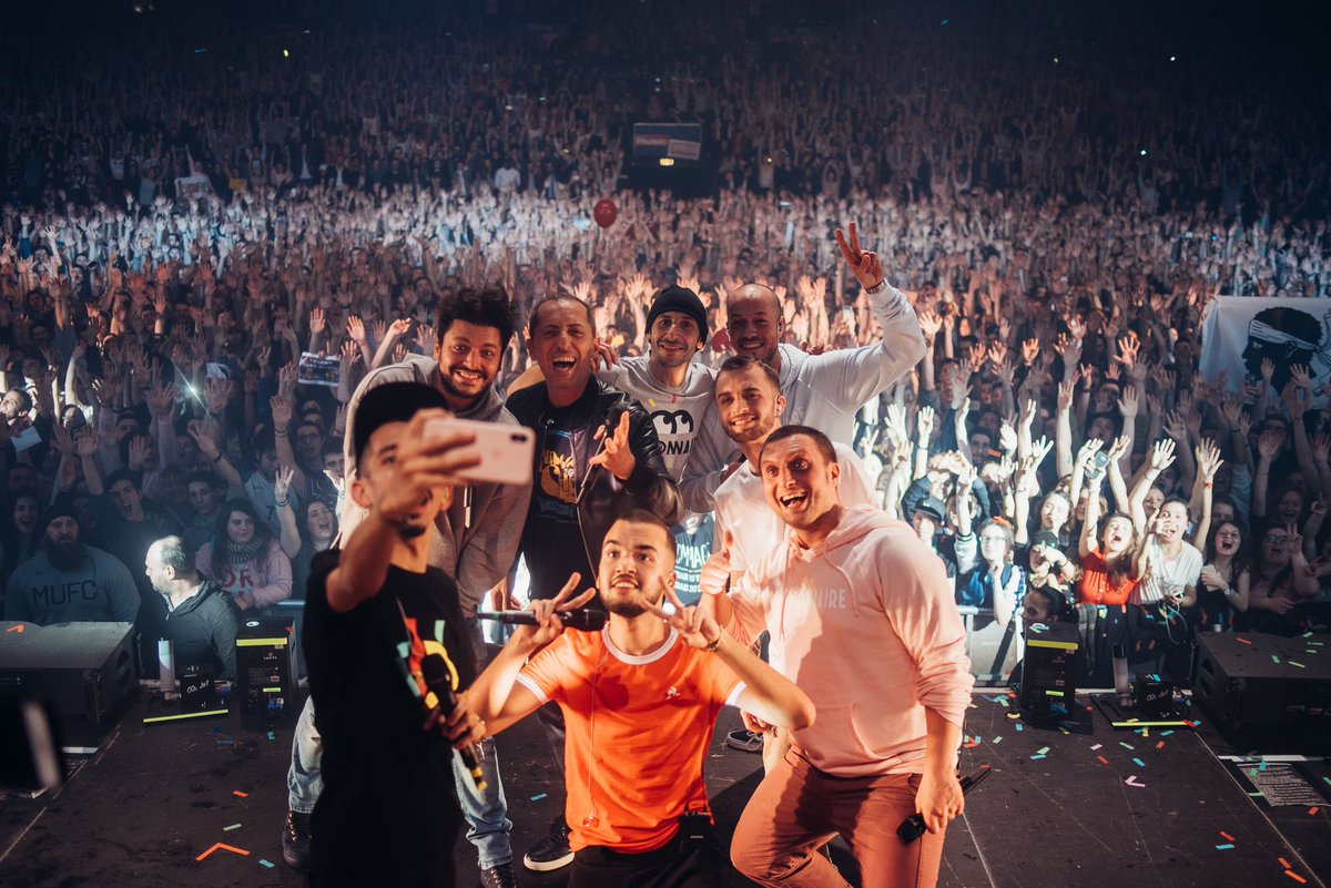 bigfloetoli's tweet photo. On a fait le zenith de Paris putain...
Merci c’était incroyable ❤️
Cc @levraimcfly @Raphael_Carlier @kevadamsss @xSqueeZie @gadelmaleh https://t.co/Jf6ChQ6AxG