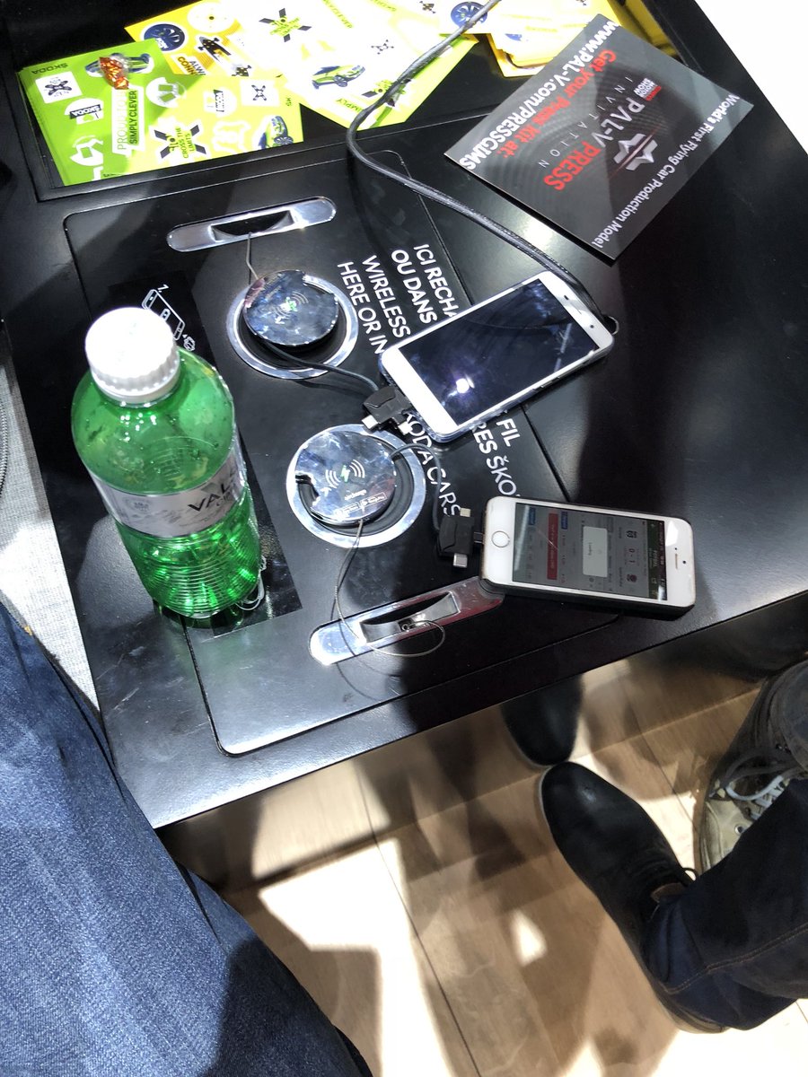 LiquorishSteven's tweet photo. Geneva motorshow ! Aircharge on Skoda stand https://t.co/n94tOBN5n3