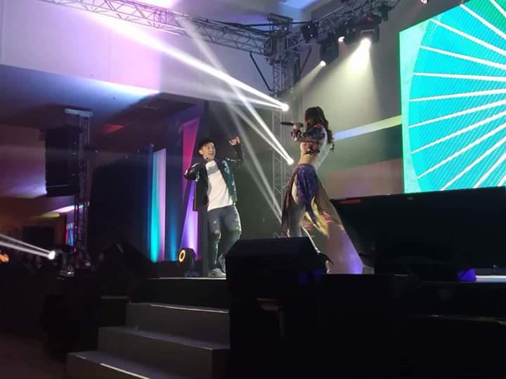 _JeremyGupdates's tweet photo. @VoiceTeensJer FB update.
"Last night at the #AdSummitPH2018 #JustAdLove
ASAPOFFICIAL"
031018
FOLLOW JEREMY'S OFFICIAL ACCOUNTS.
FB : JeremyGlinogaOfficial
IG : @theofficialjeremyg https://t.co/74iQiy1t9j