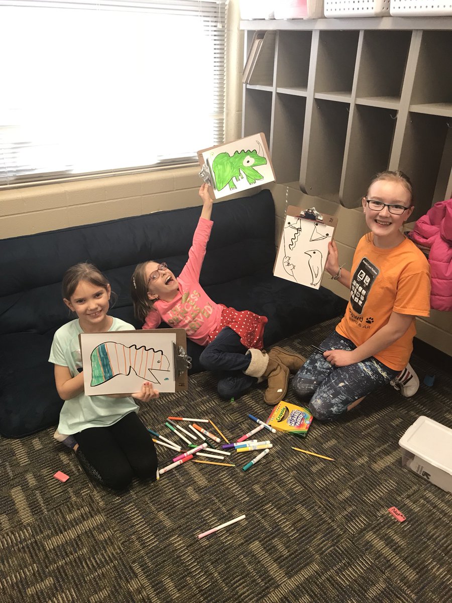 PearsonsPride's tweet photo. Working with 5th grade buddies on squiggles #awesomesquiggles https://t.co/aKW9X1LMXN