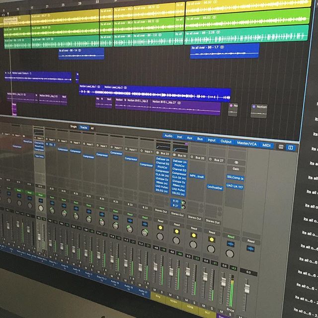 Notionbaby's tweet photo. New EP #NotionIsland coming VERY soon. Sheβs almost done kids. Entirely produced by my mans @ericegward ππ― Get around it. #NewMusic #ItsAboutBloodyTime #Notion #Egward #logicx https://t.co/H1QRlapSEP