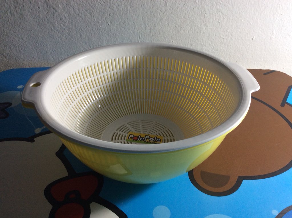 MeowNarak's tweet photo. #สินค้าพลาสติก #กาละมังสำหรับล้างผัก #ร้านจัสบาย60บาท
#PlasticGoods #PlasticBowls #JustBuy60ThbShop https://t.co/H3UYEQoOu5