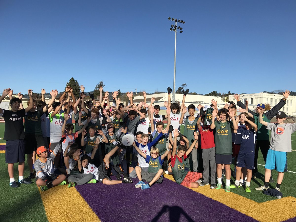 Ariaulti's tweet photo. Good luck to all the teams competing at the @SevenHillsUlti Invite this weekend! #youthultimate players continue to inspire us - they're SOOO good! Special shout-out to Oakland Ultimate who got #ARIAultimate discs this season! #ARIAeverywhere #seattleultimate @bleifrei49 https://t.co/5P8uQNzfNB