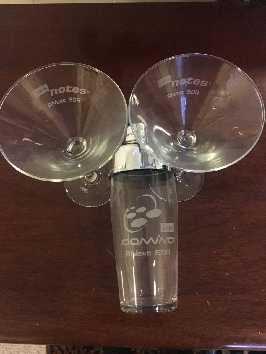 pjanzen20's tweet photo. Cleaning out the basement and found these. This is how you hold a SDR! #lotusdomino https://t.co/sy15xS2Mzj