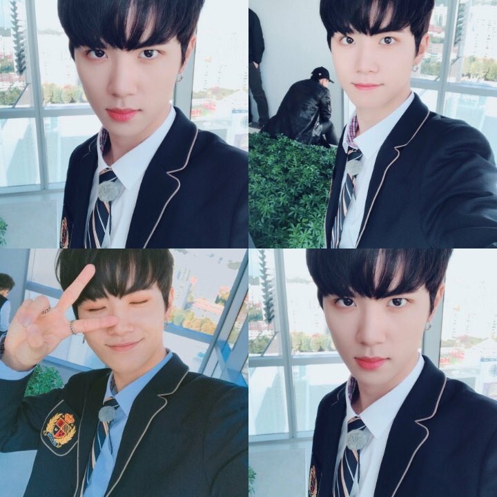 bebe__lg's tweet photo. 俺をしっかり躾けてね

#JBJで妄想 

「俺高校でたからさ、これからはヌナが俺をしっかり躾けてくれる？」

 https://t.co/PJBZr9HcGx

変換なしだとヌナ表記になります。 https://t.co/SCTk0AHC1p
