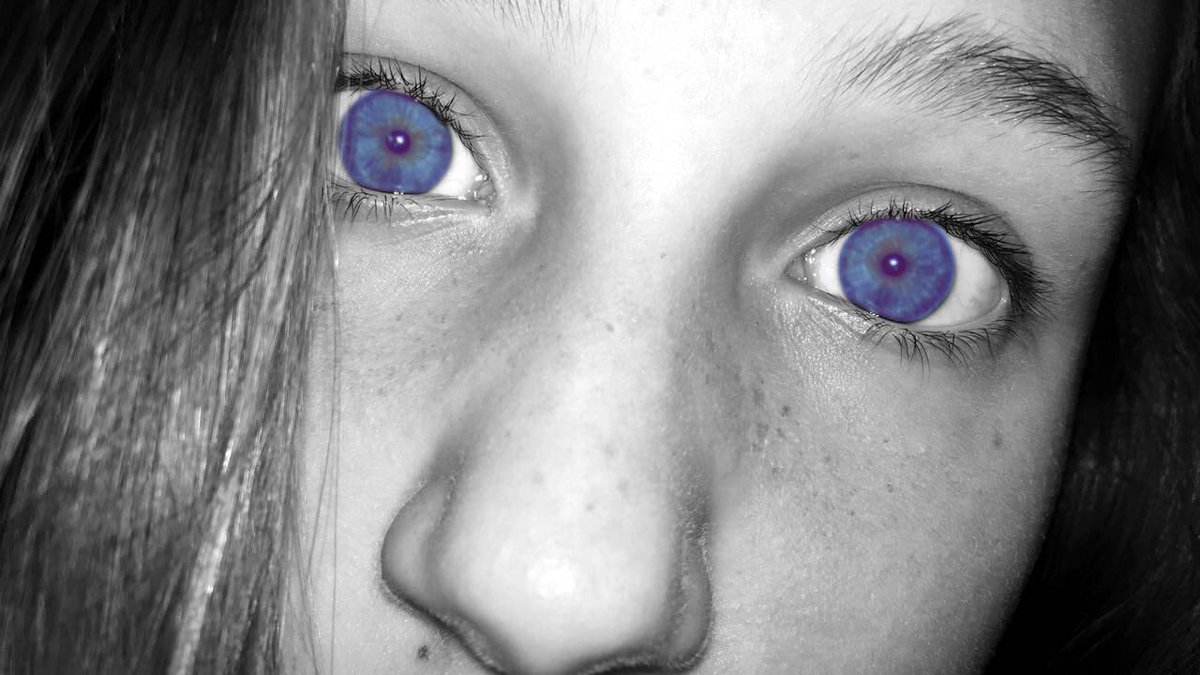 mariah87112689's tweet photo. Eyes #eyewars 💓💓 https://t.co/YCAw6QrhWq