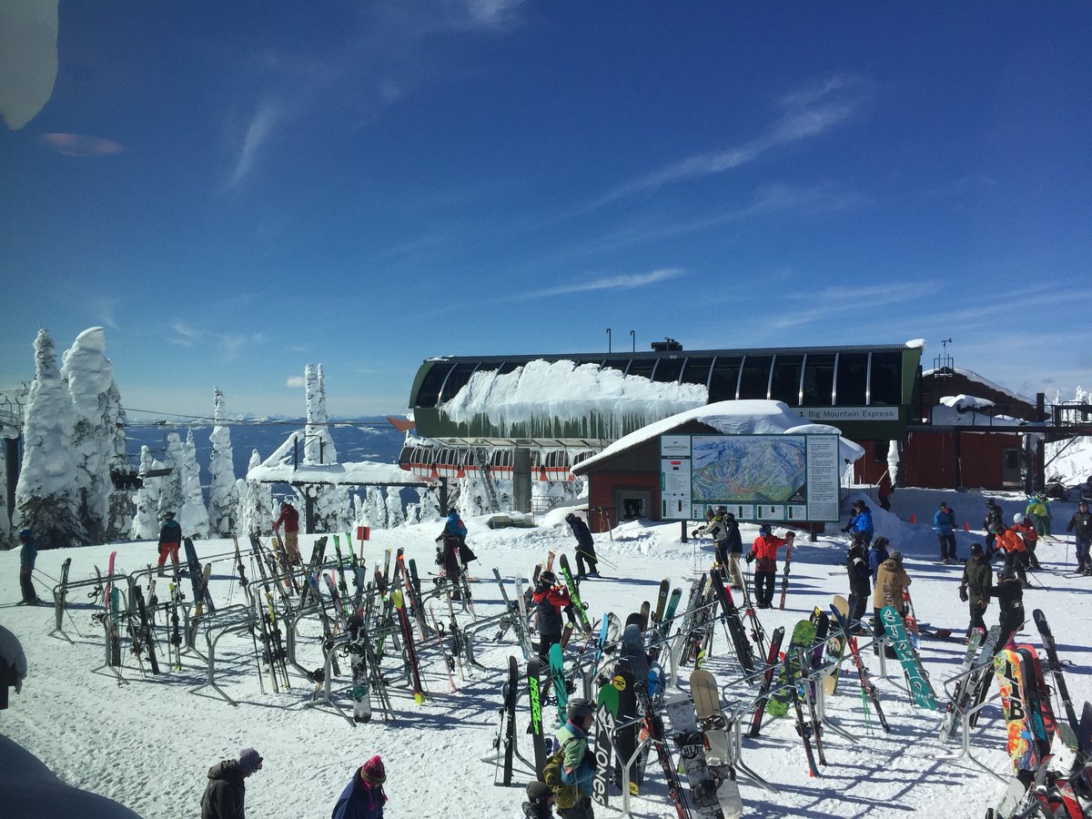 echtracabin's tweet photo. Another bluebird day!  Get up here! https://t.co/fKG6b7hXeN