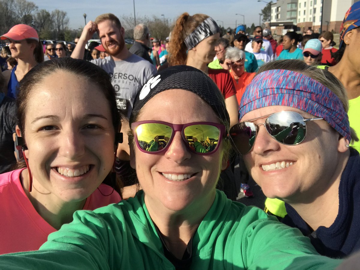 tigersfan75's tweet photo. First race of the day done. #doubledip #marchformeals @FiALexSC @FiaRunningwild @BrandiLeigh824 @FiALakeMurray @FiASC_ made a new friend too! #p200training #palmetto200 https://t.co/SzIdqgwHVR