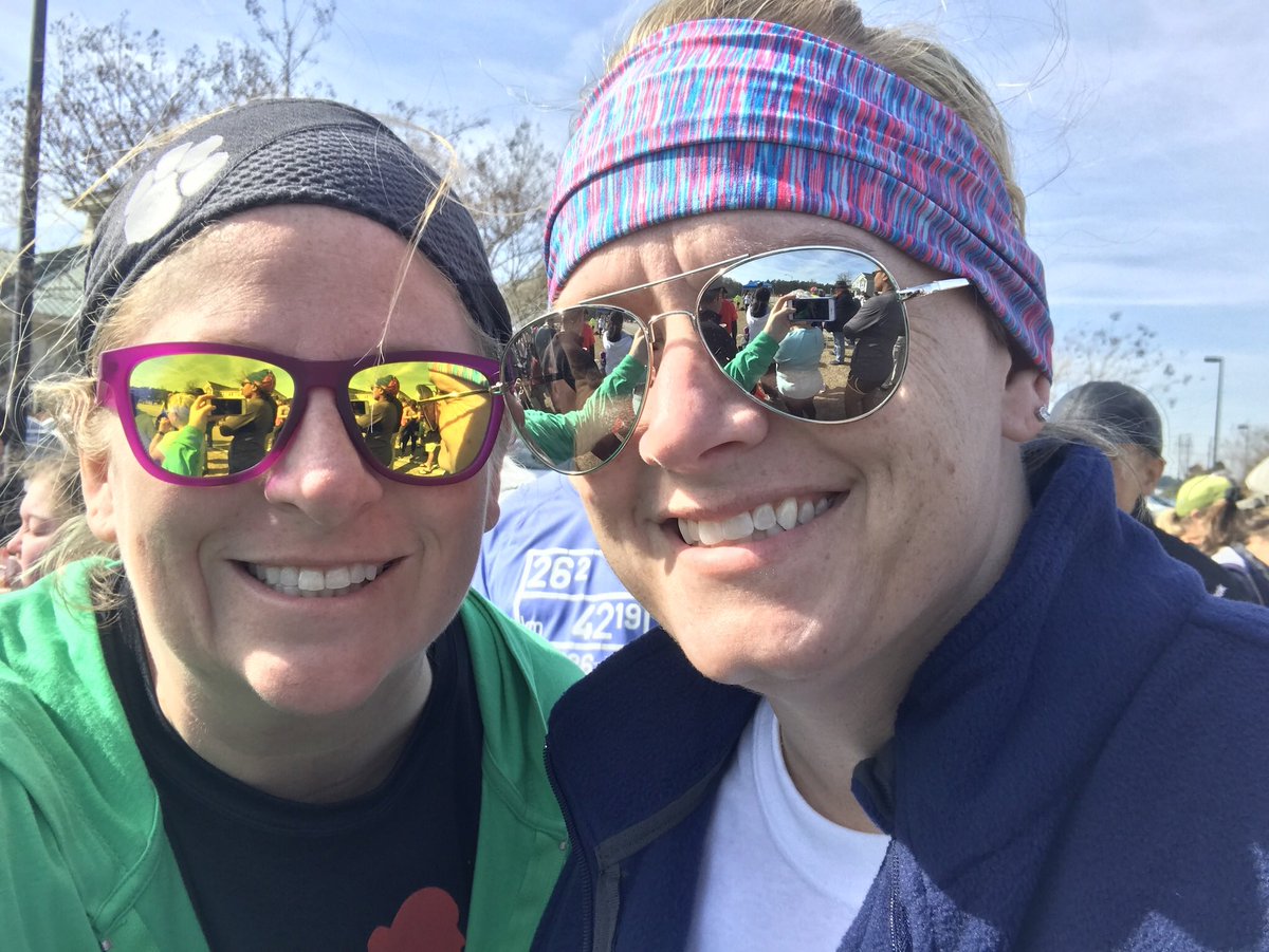 tigersfan75's tweet photo. First race of the day done. #doubledip #marchformeals @FiALexSC @FiaRunningwild @BrandiLeigh824 @FiALakeMurray @FiASC_ made a new friend too! #p200training #palmetto200 https://t.co/SzIdqgwHVR