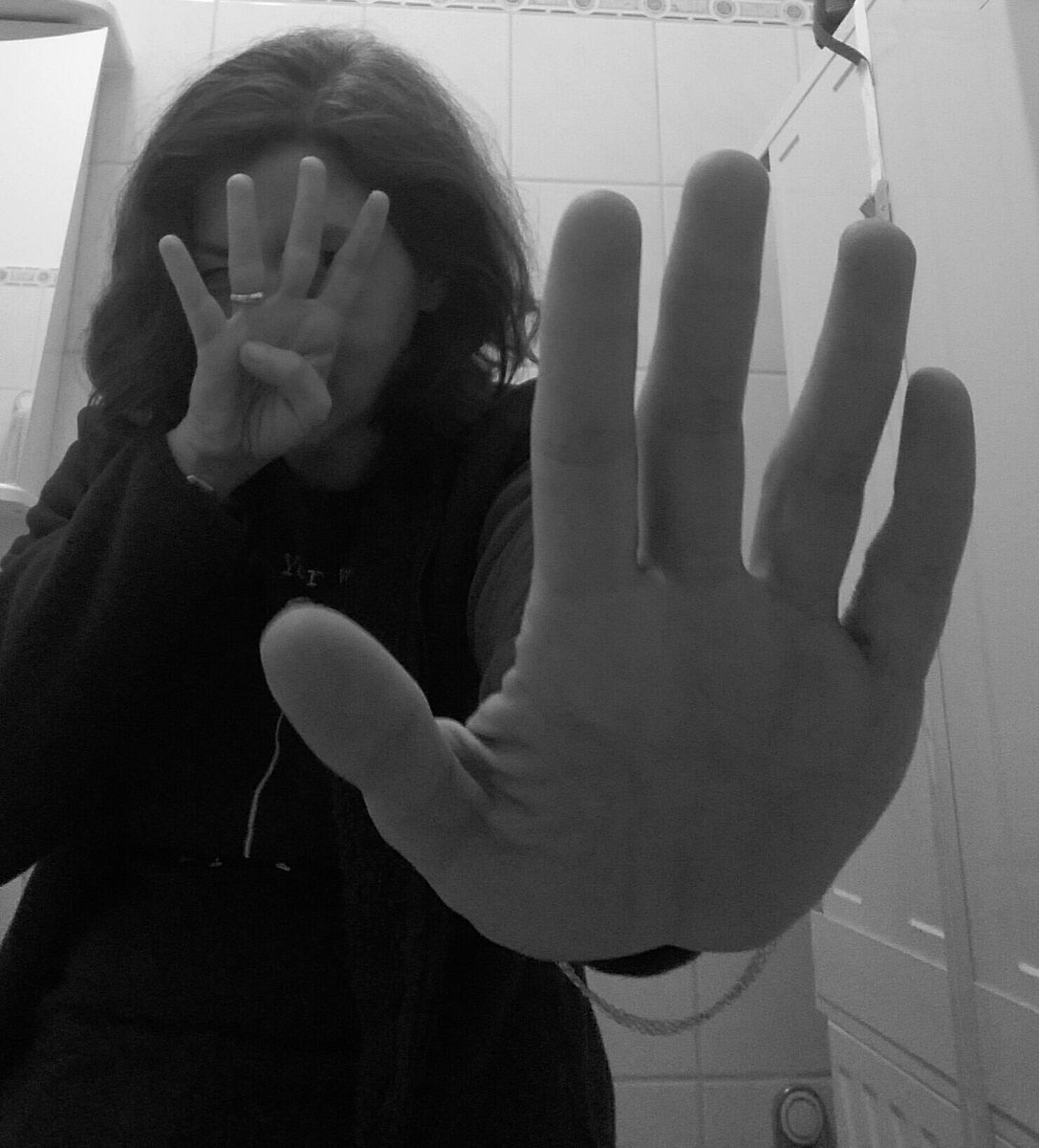 SuperWoman_SWDD's tweet photo. #20180309 #BN #BW #fotodiario #SW #batallaspropias #laedaddelpavo #onemore #celebration #autorretrato #aceptando #pedacitosdeviernes #locosdelclic #lovemyself https://t.co/NU10NVduwy